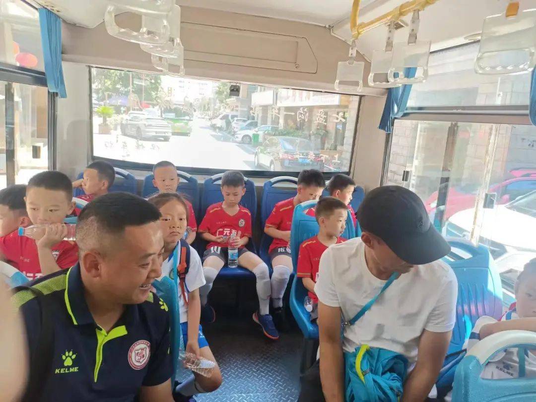 姹跺窛瓒崇悆鑱旇禌,2024骞撮潚灏戝勾瓒崇悆璧涗簨姹跺窛