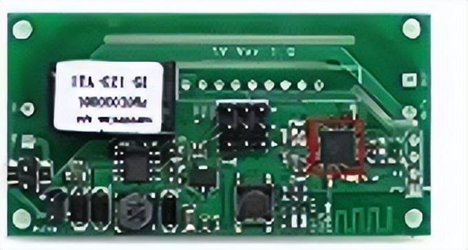 两部SDR接收器之间远程遥控切换天线和音频，解决多频点接收痛点