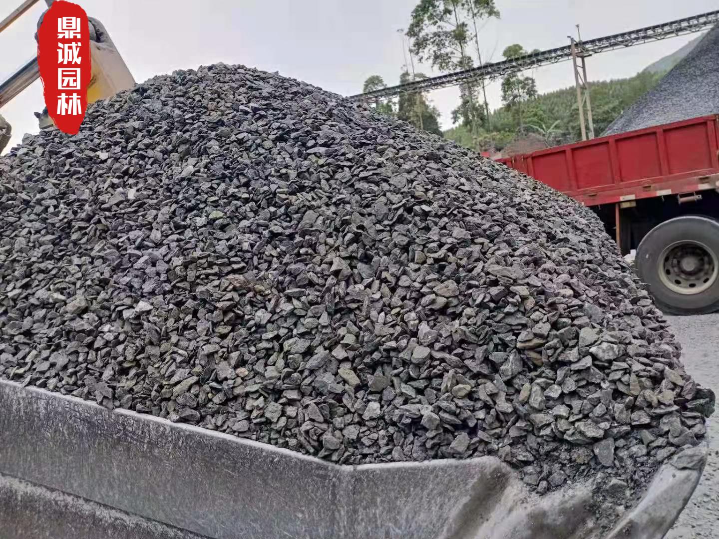 庭院砾石简易铺设方法 (10平米需要多少砾石铺设)