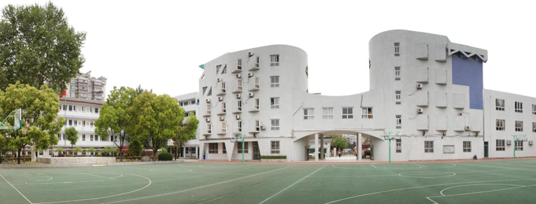 郑外和秦外有分班吗,秦外和郑外比较