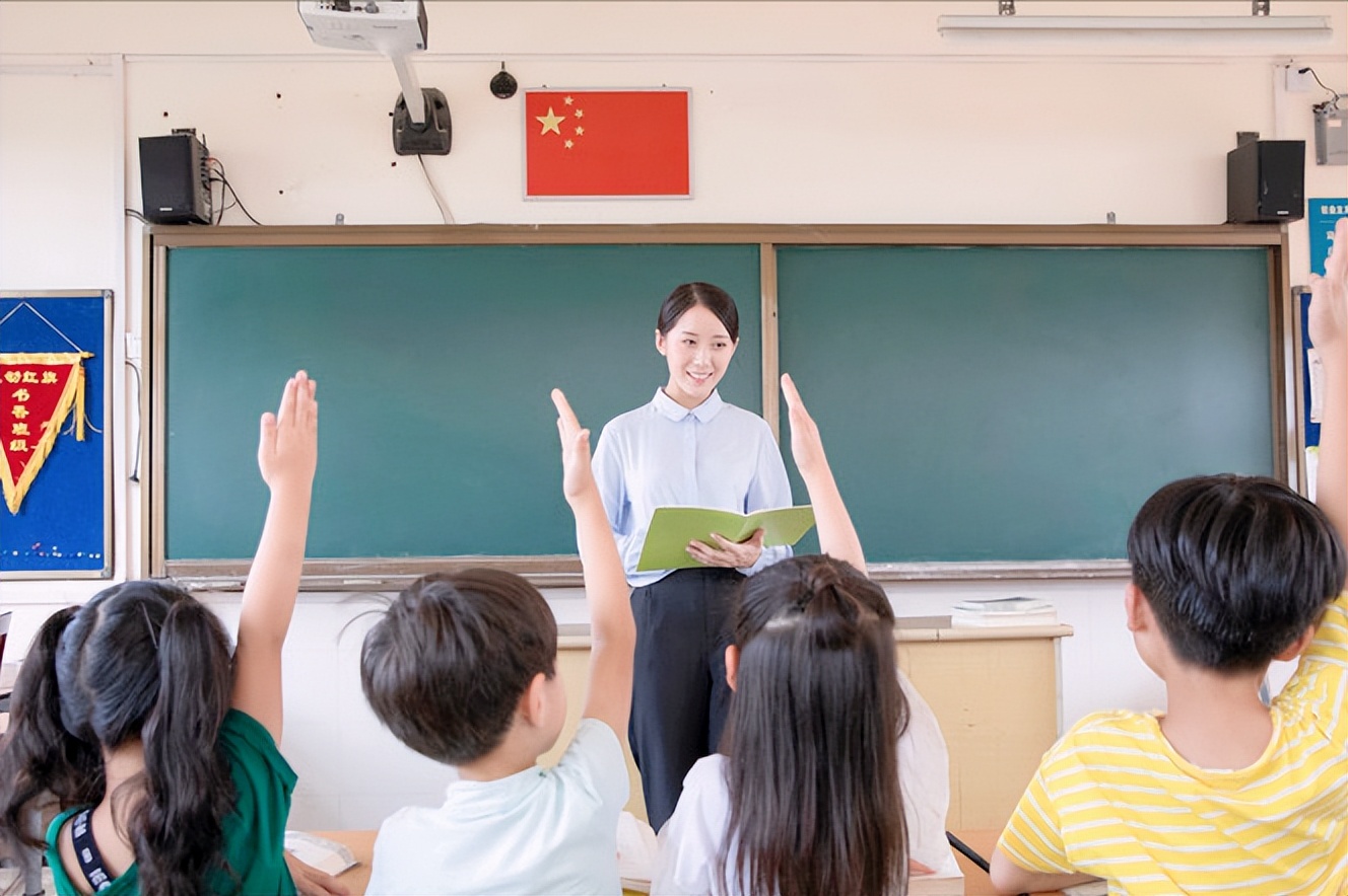 在编教师转行后悔吗,教师转行做什么工作比较好