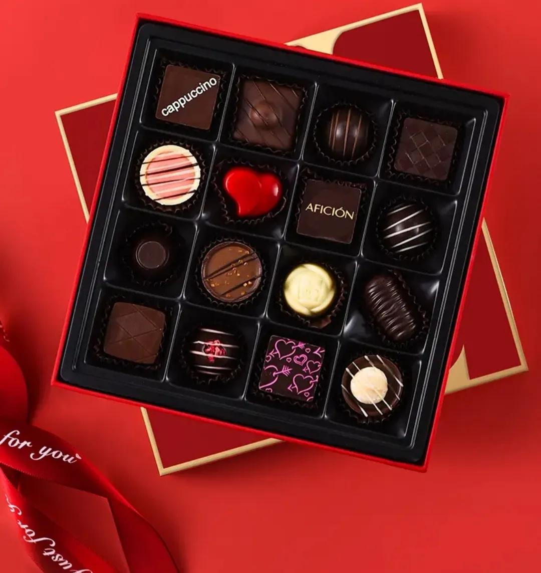 刚认识的女孩情人节送什么礼物好,正在追求的女生情人节送什么礼物