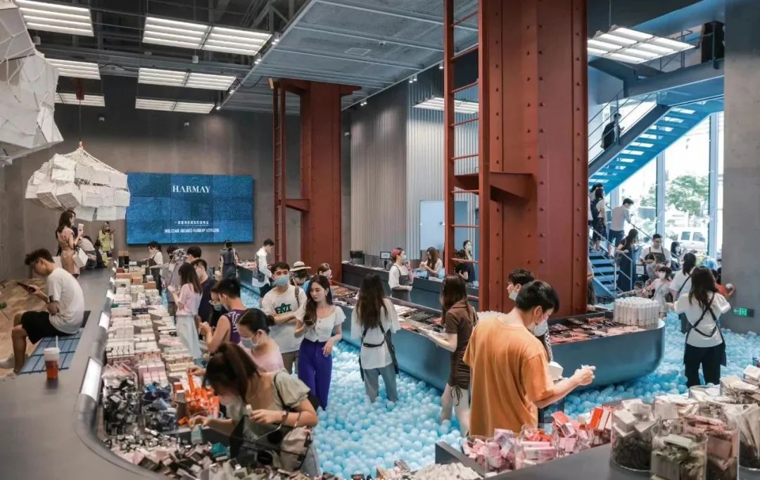 线下到线上的商业变革,美妆店怎么转型成新零售