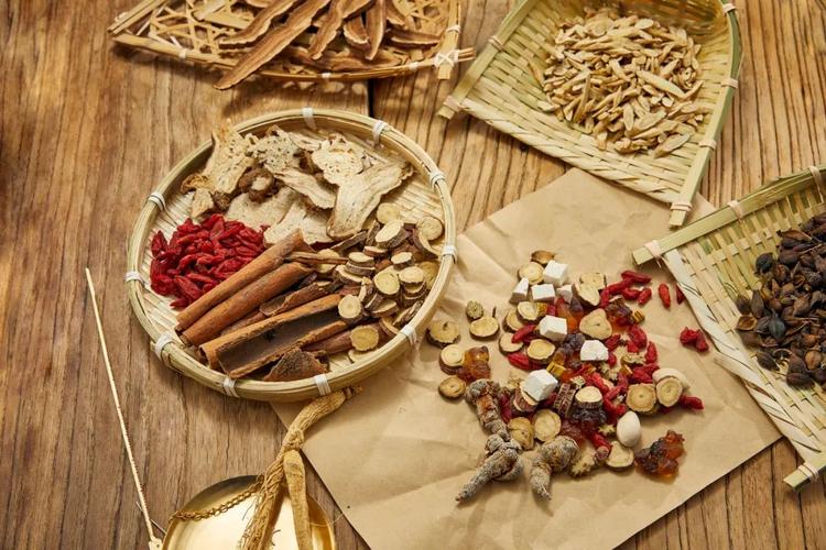 肾虚腰痛怎么治最快最有效食疗,肝郁肾虚腰痛中医怎样治疗