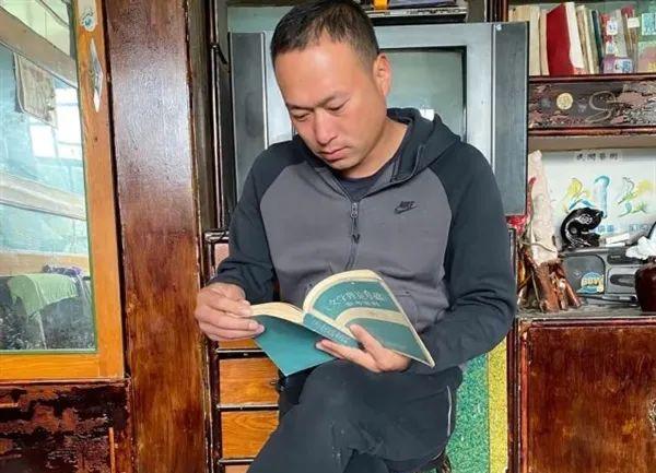 爆火的张同学和丢失的北方农村