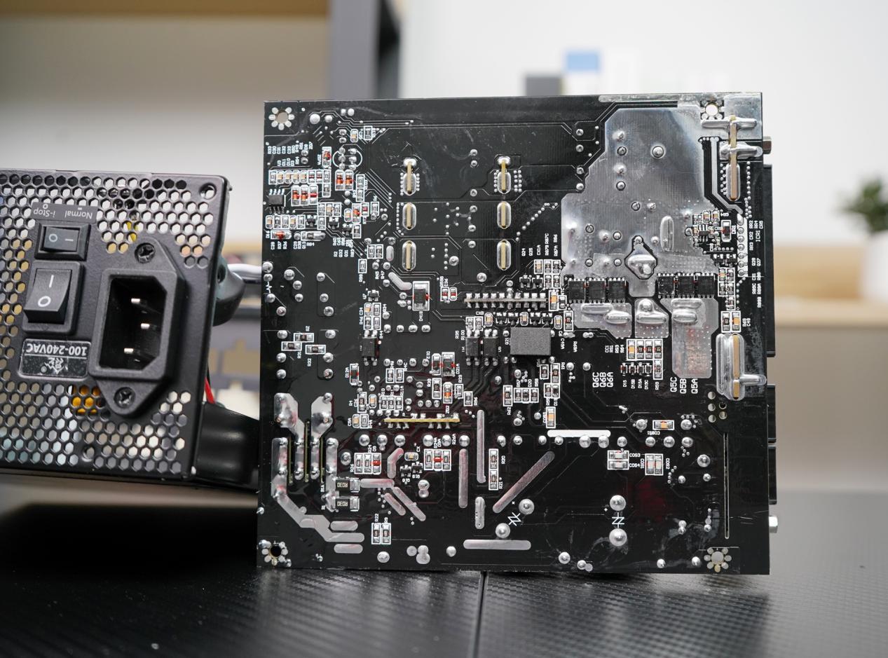 白色电源850w全模组atx3.0质保10年,10年质保atx电源