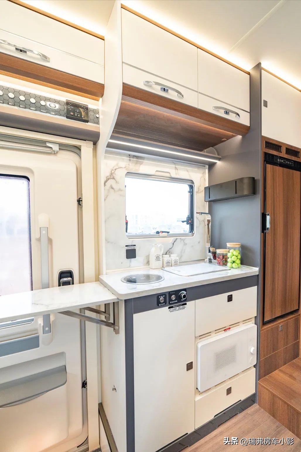 瑞弗v800房车二手,瑞弗v800房车双拓展多少钱一台