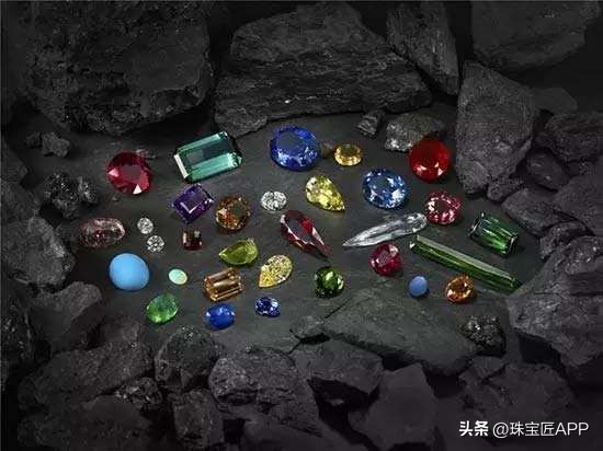 常见的十四种宝石有什么颜色,常见十大宝石的纹理特征图片