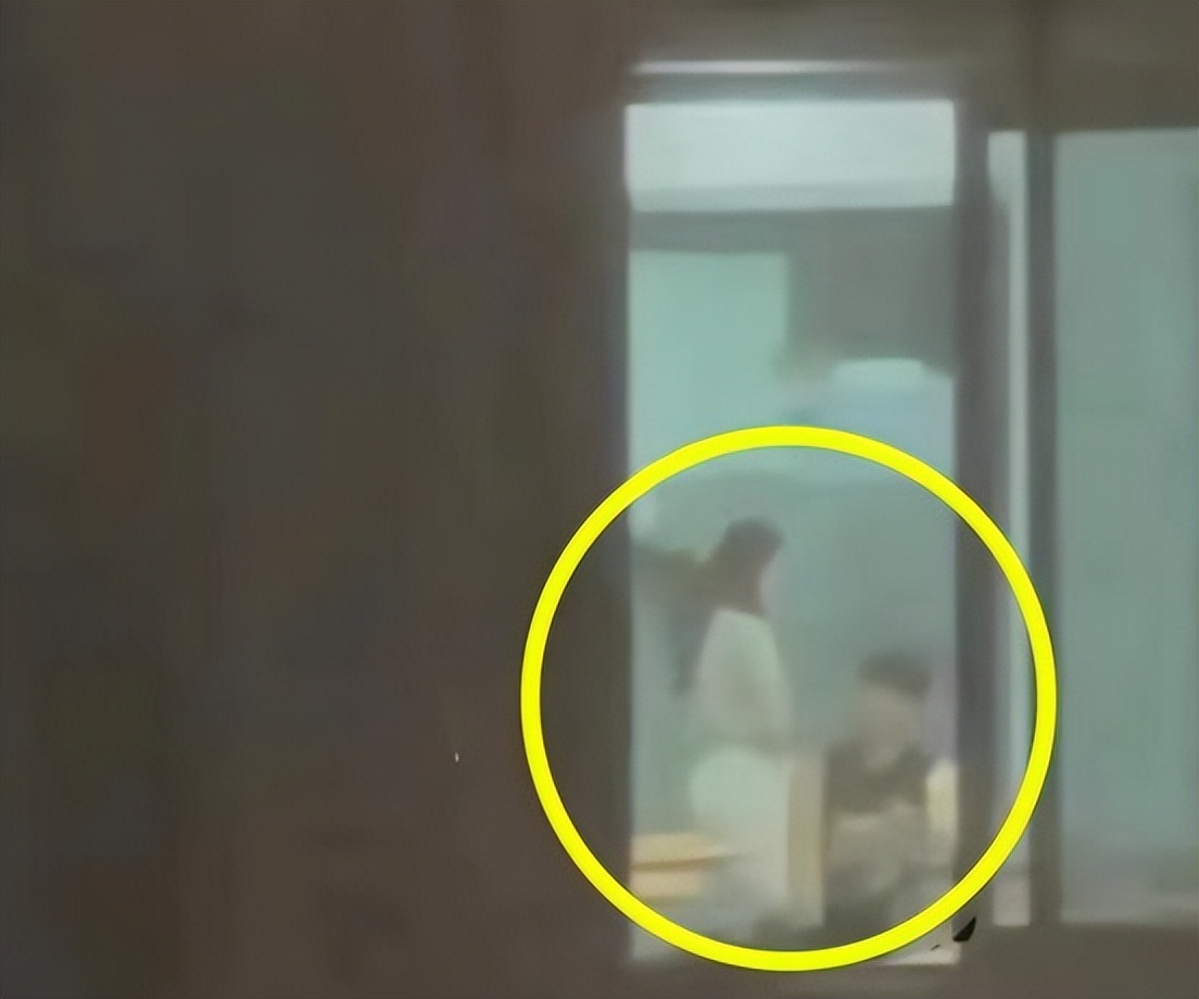 荒淫无度！四川传媒学院万万没想到，学生和老师一个比一个会玩儿