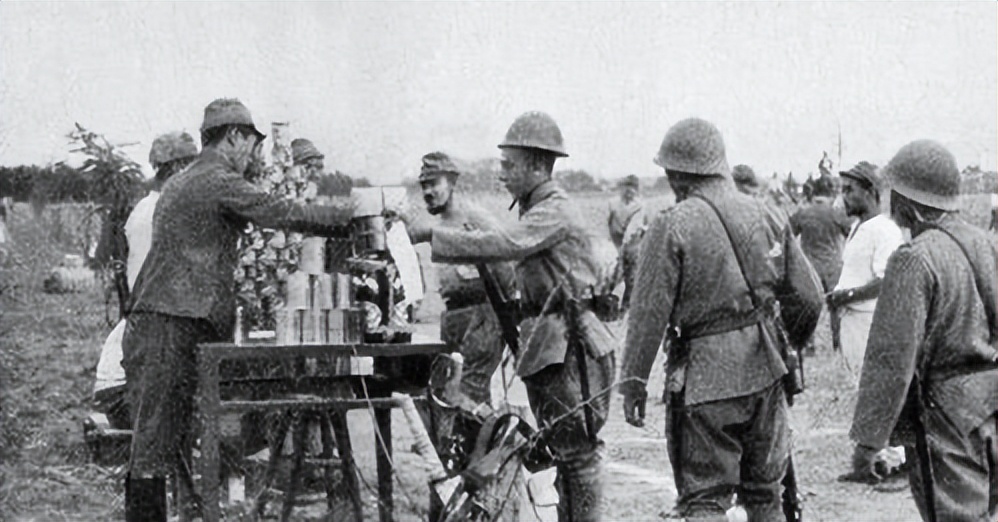 八路军科长被俘，假意娶汉奸之女，晚上试探出了姑娘的隐情