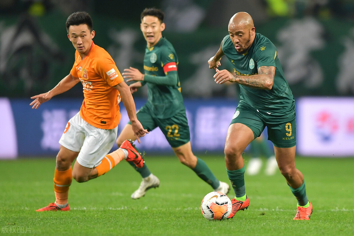 一别两宽后续,荣昊离开绿城了吗