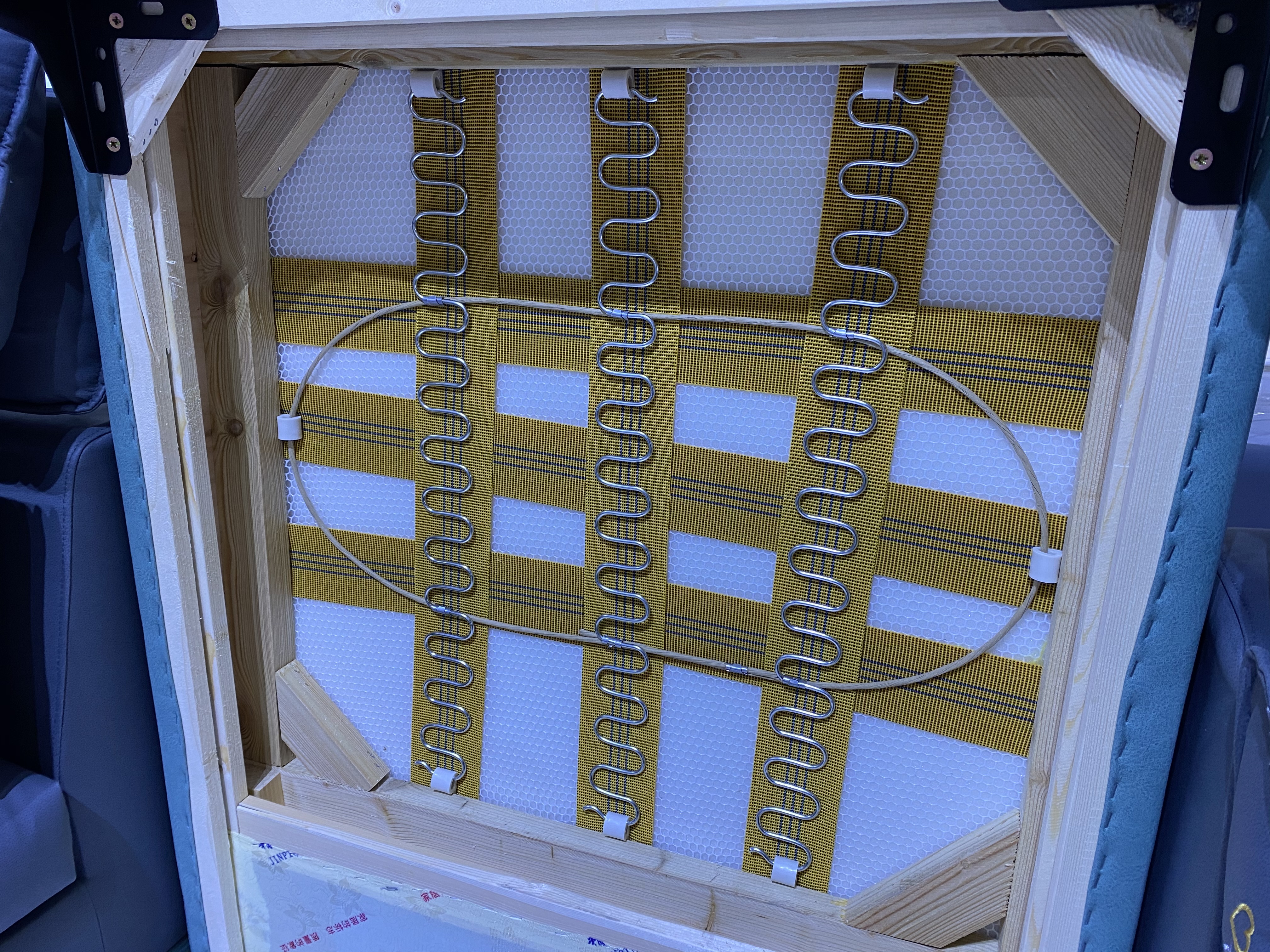 4000左右沙发选乳胶还是海绵,沙发填充物纯海绵好还是乳胶好