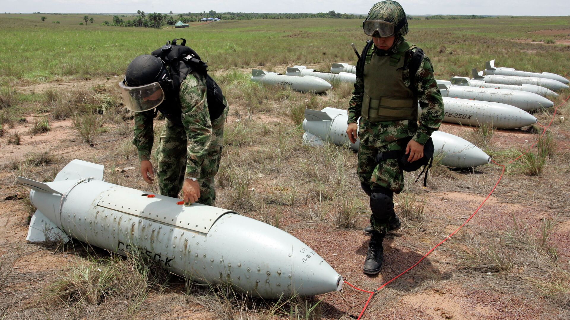 泽连斯基击落5架俄战机令人赞叹,泽连斯基向美国索要武器