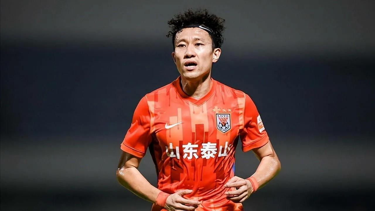 崔康熙谈山东泰山队战术细节,山东泰山5比1战胜河南队崔康熙