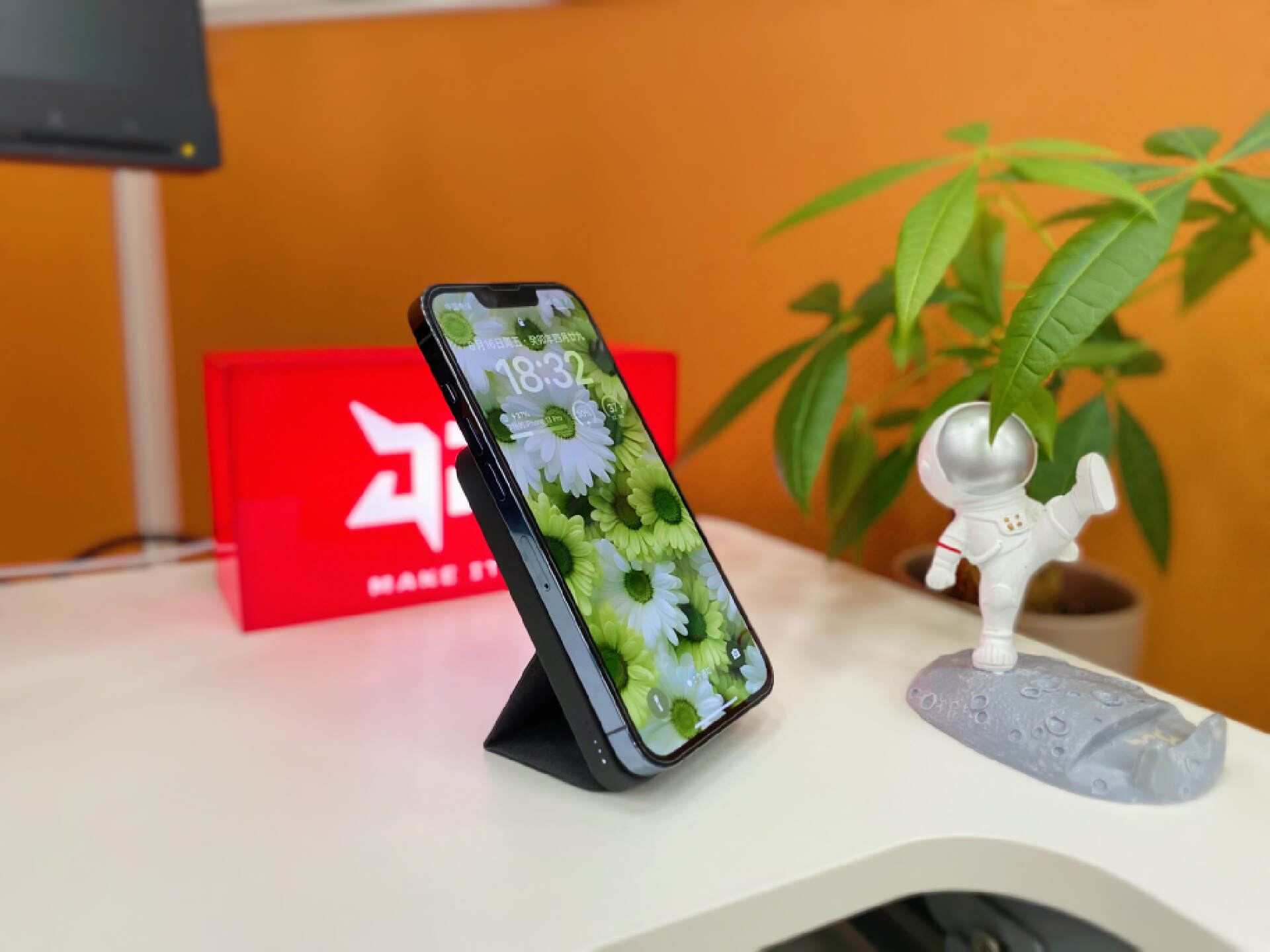 iphone原装充电线用不了,iphone没有充电线怎么充电