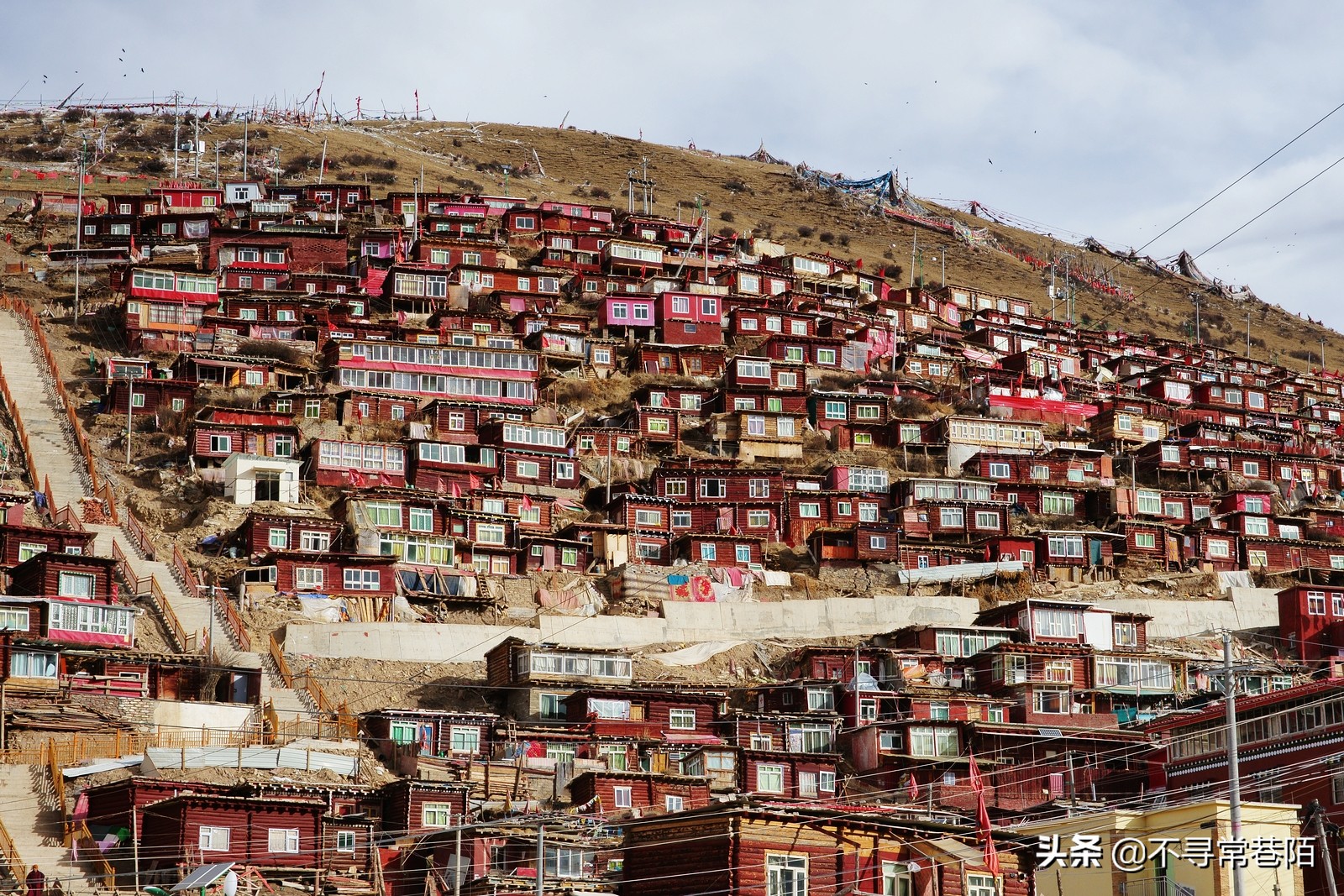 这里有许多历史悠久的古镇,从历史中走来的古镇