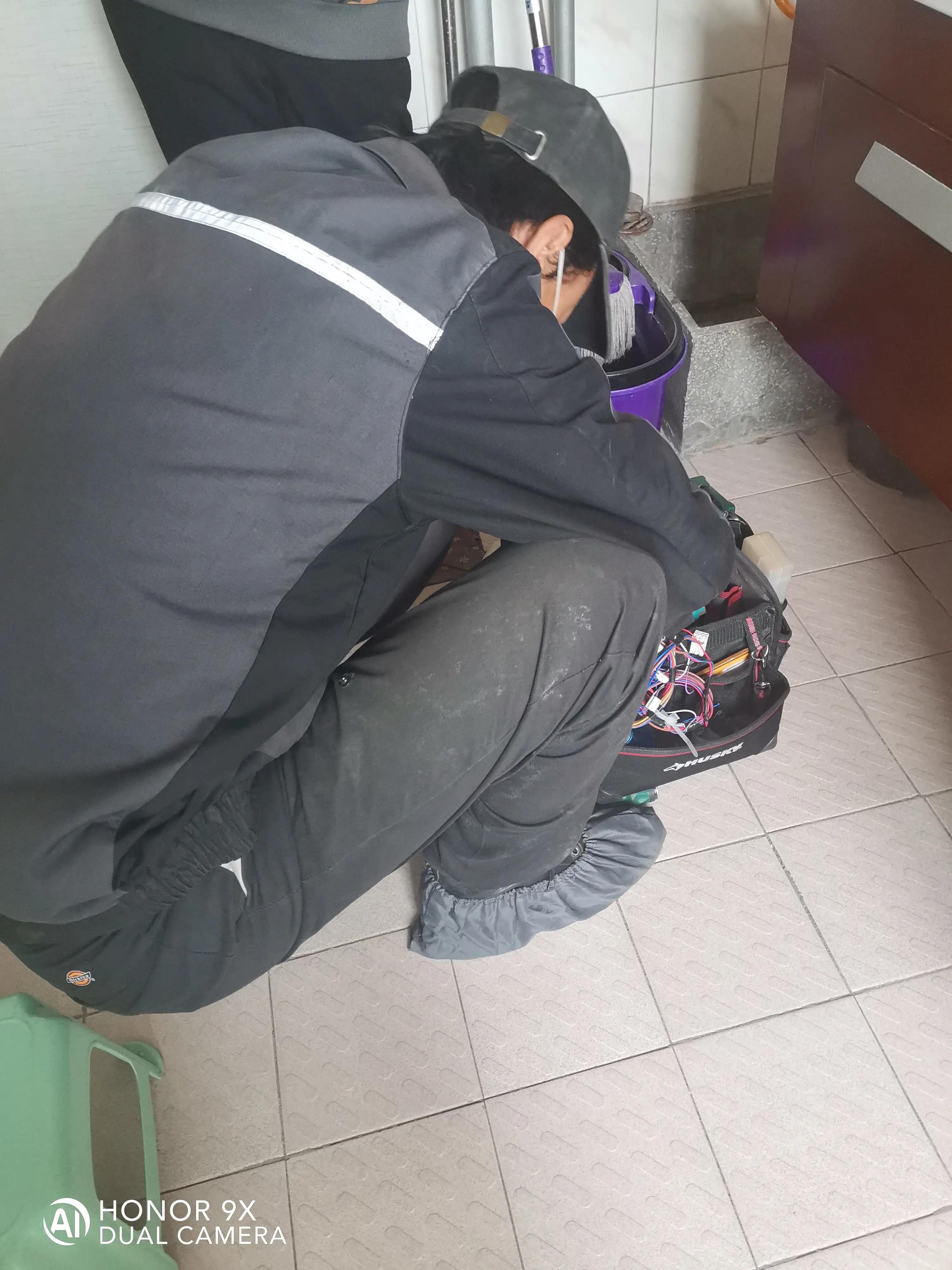 鎰熻阿娴峰皵鍞悗,娴峰皵鍞悗浜哄伐瀹㈡湇