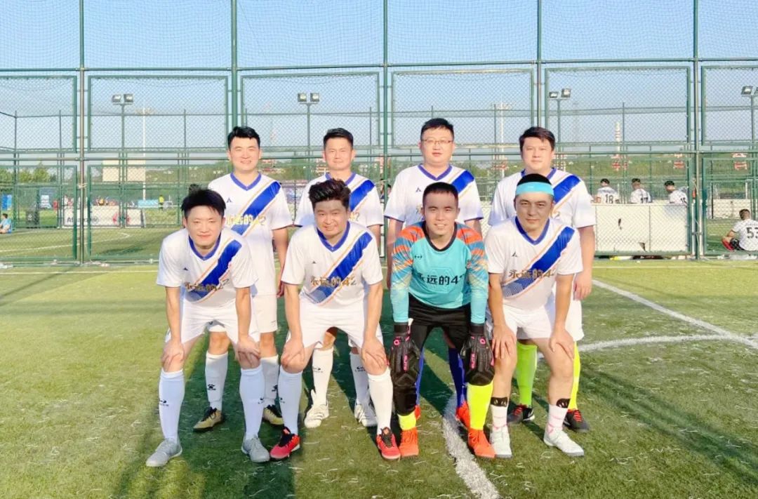 乔治·莫兰迪杯第九届新商界同学会足球俱乐部足球赛圆满举行