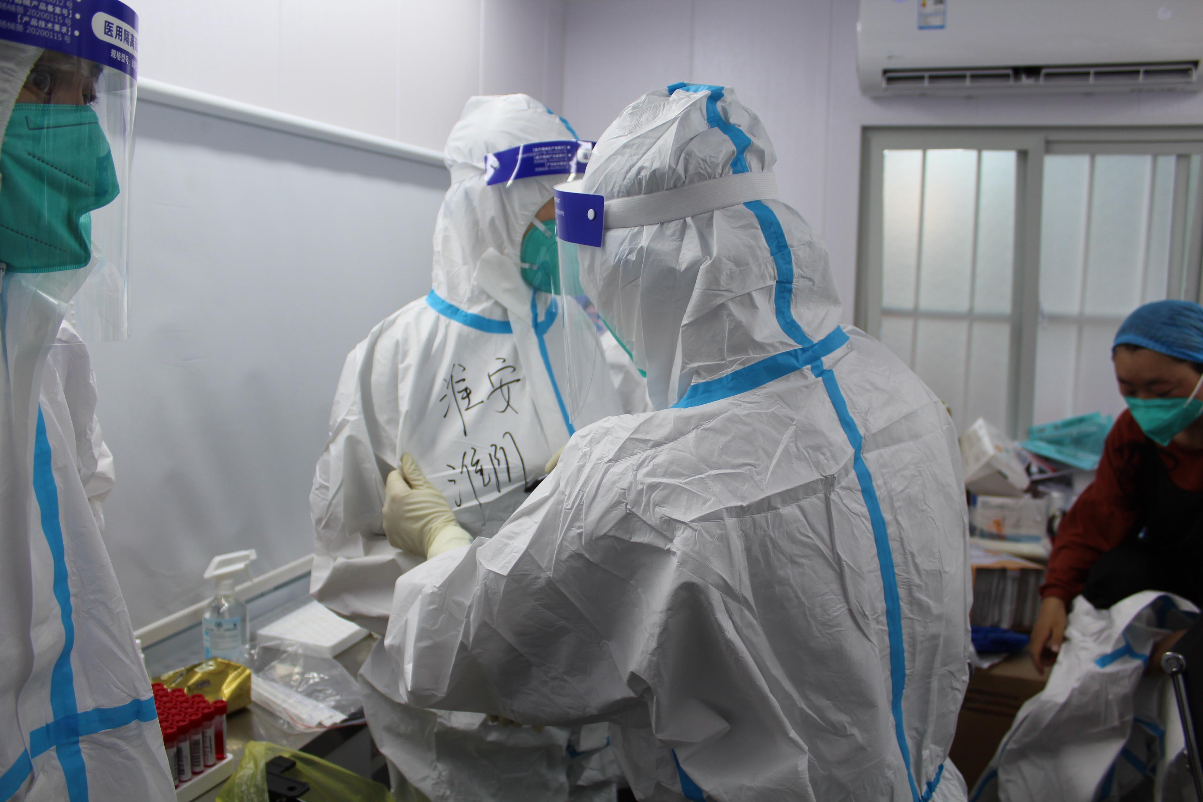 援锡医护人员,援苏医护入住五星级酒店