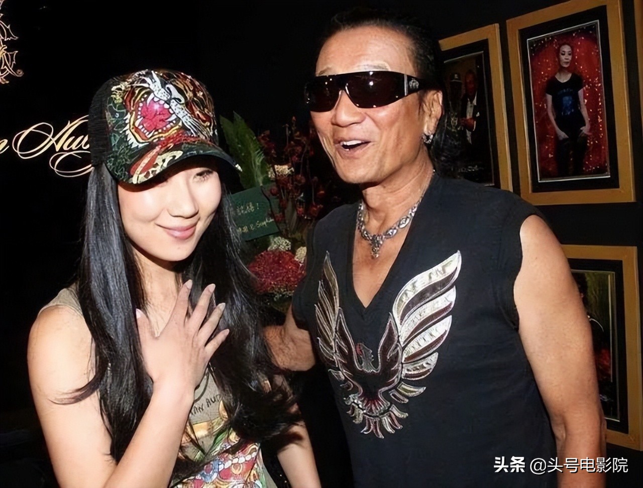 谢贤金像奖影帝,谢贤85岁高龄获影帝现场