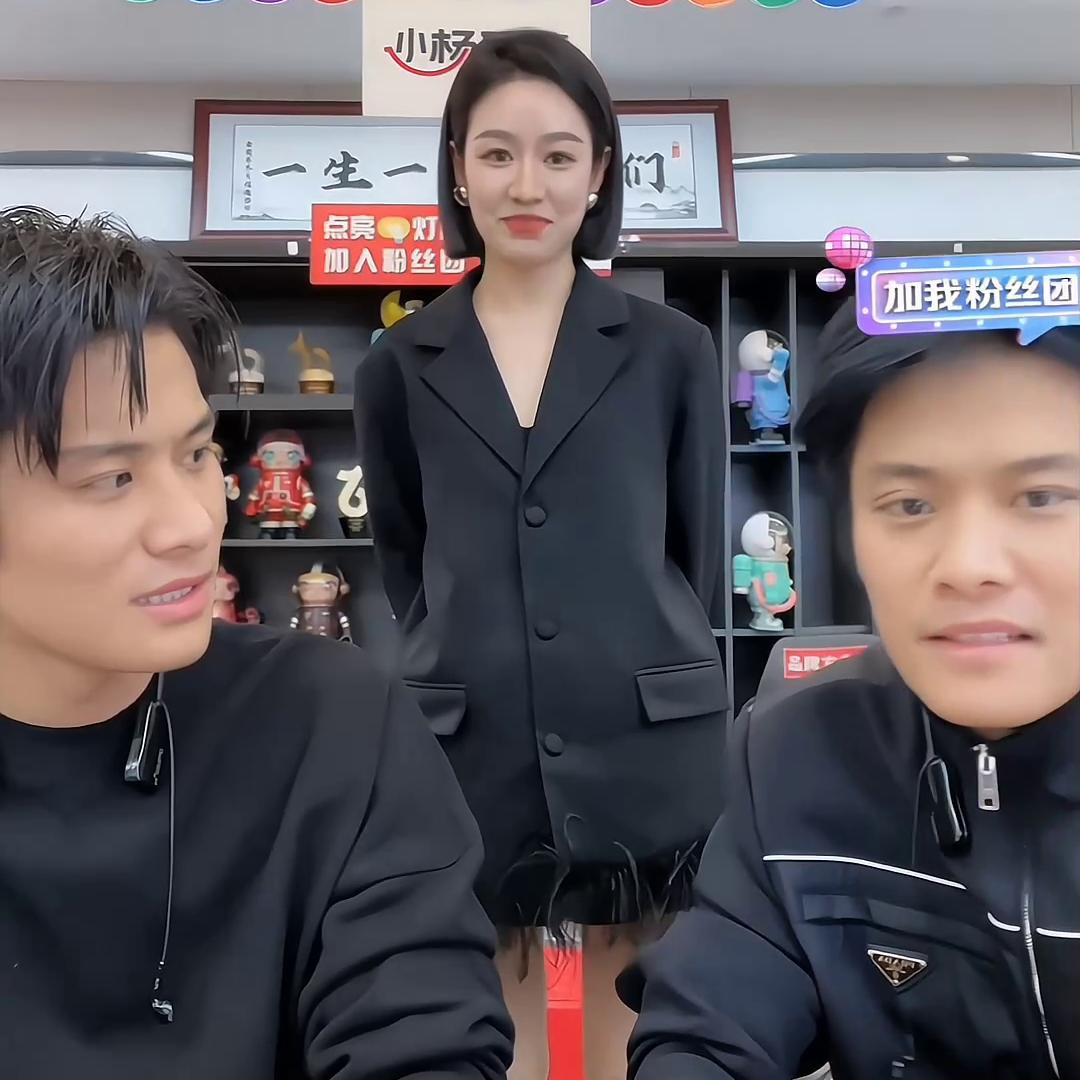 美康粉黛防晒霜适合妈妈,美康粉黛防晒霜中年妈妈可以用吗