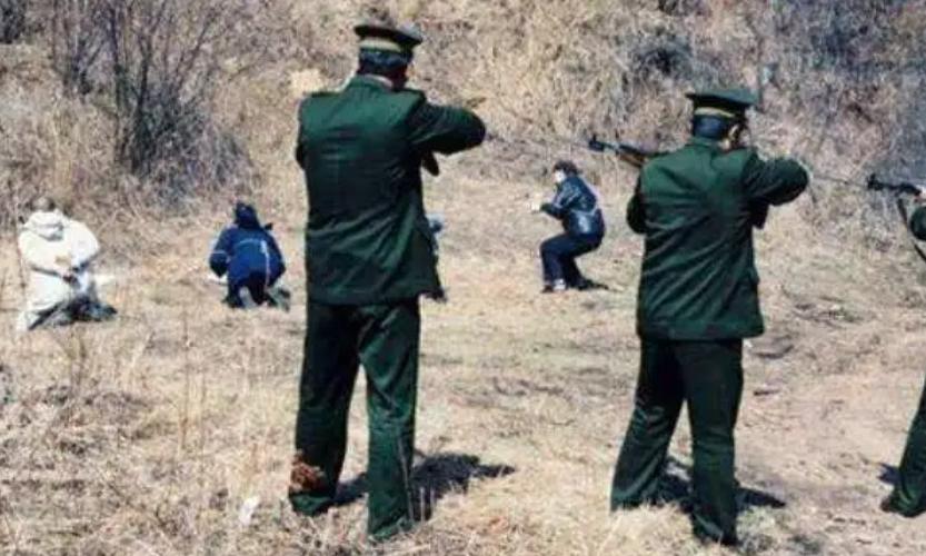 死刑犯枪决的子弹是免费的吗,死刑枪决用什么枪