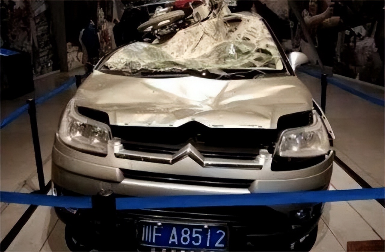 汶川大地震留下的神车,汶川地震中最特殊的车