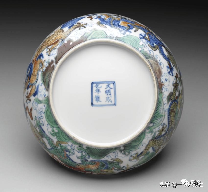 瓷中臻品景德镇,斗彩瓷的历史记录