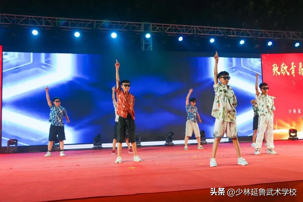 鑷存暚闈掓槬绛戞ⅵ鏈潵鍥㈣,鑷存暚闈掓槬鑷存暚鏈潵