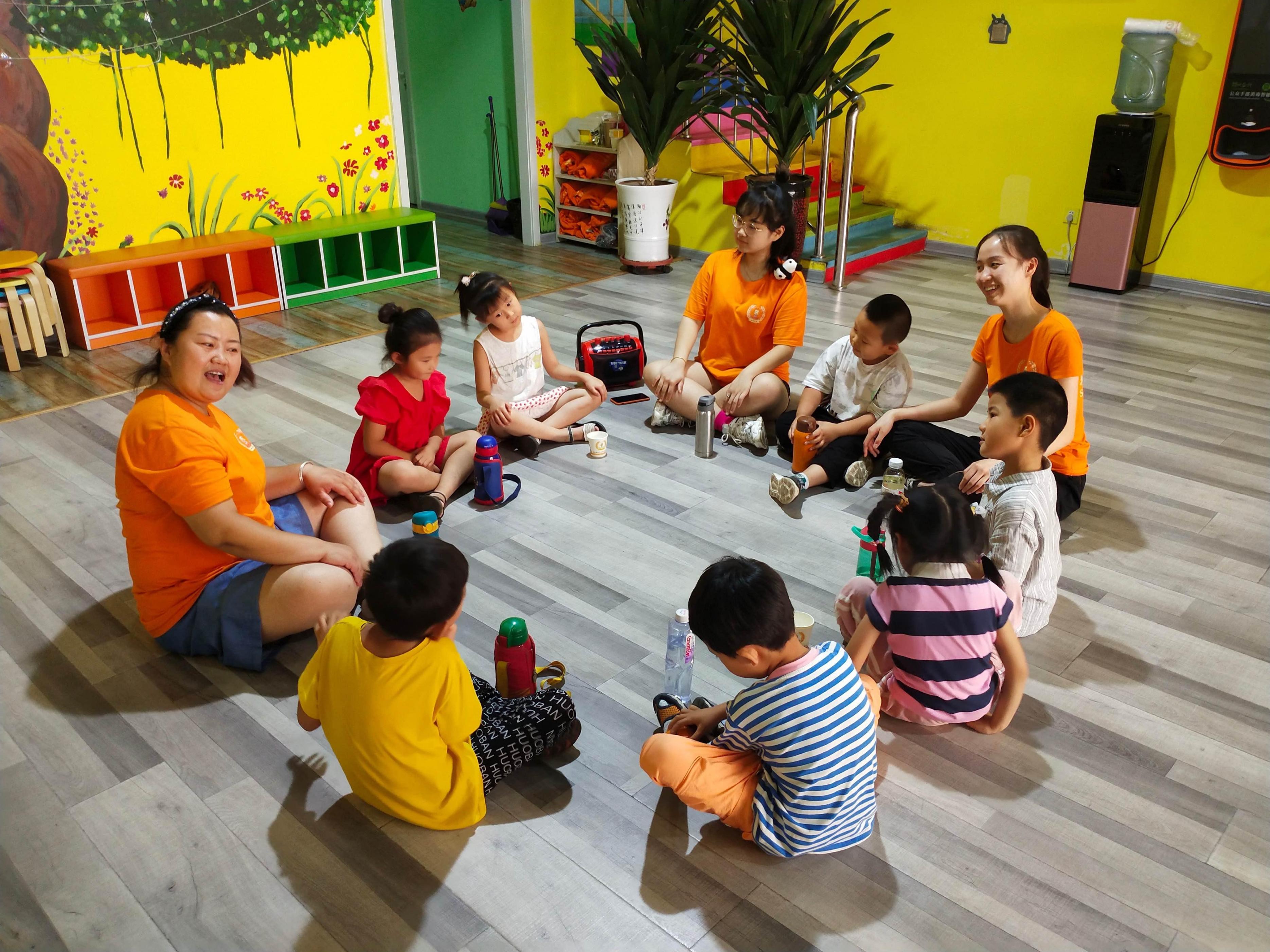 内蒙古6岁女孩入伍特种兵,内蒙古6岁女孩破格入伍