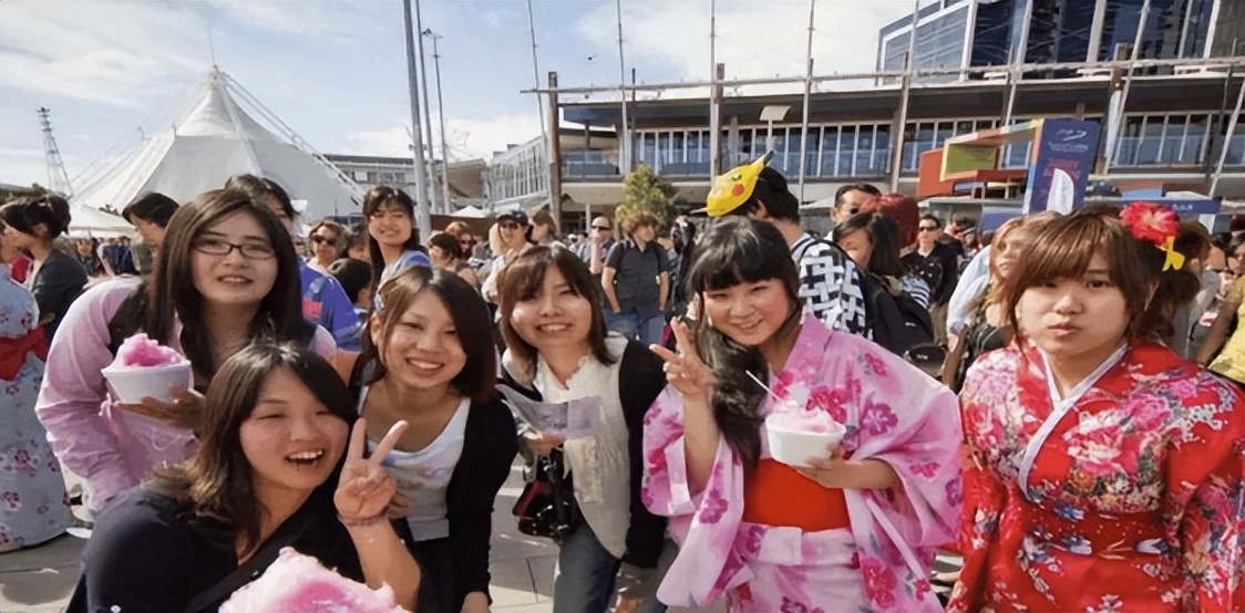 数十万日本美女涌入上海,日本几十万女子涌入上海