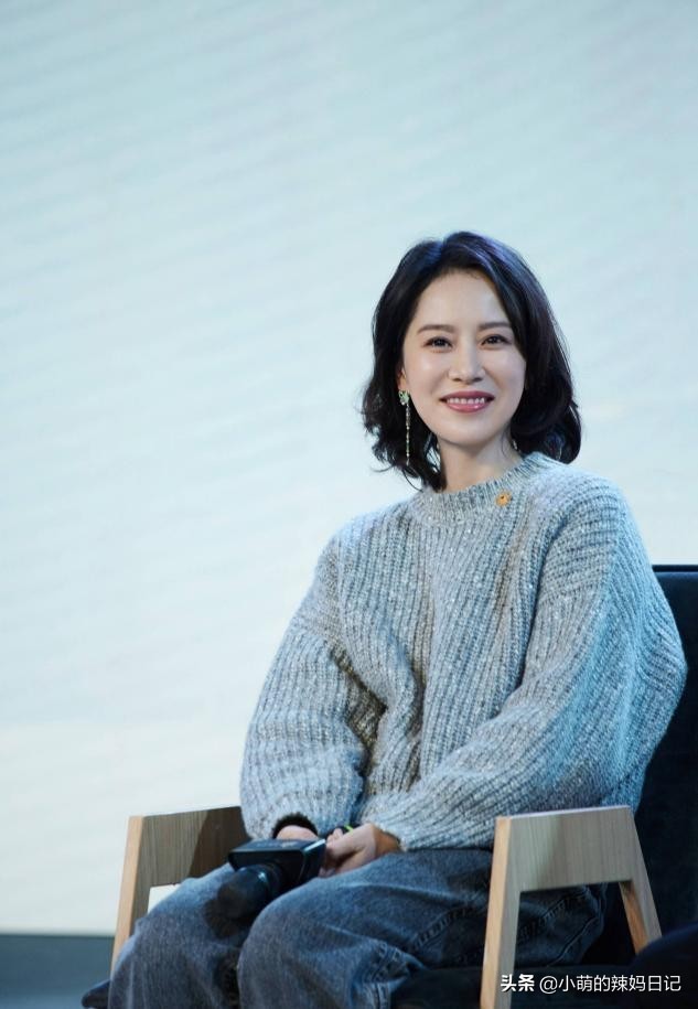 适合头发多的减龄烫发,今年最适合的短头发烫发