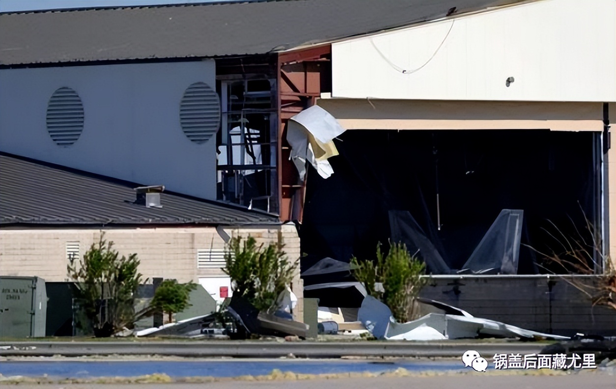 泰国沉没的护卫舰 (泰国海军护卫舰沉没现场画面曝光)