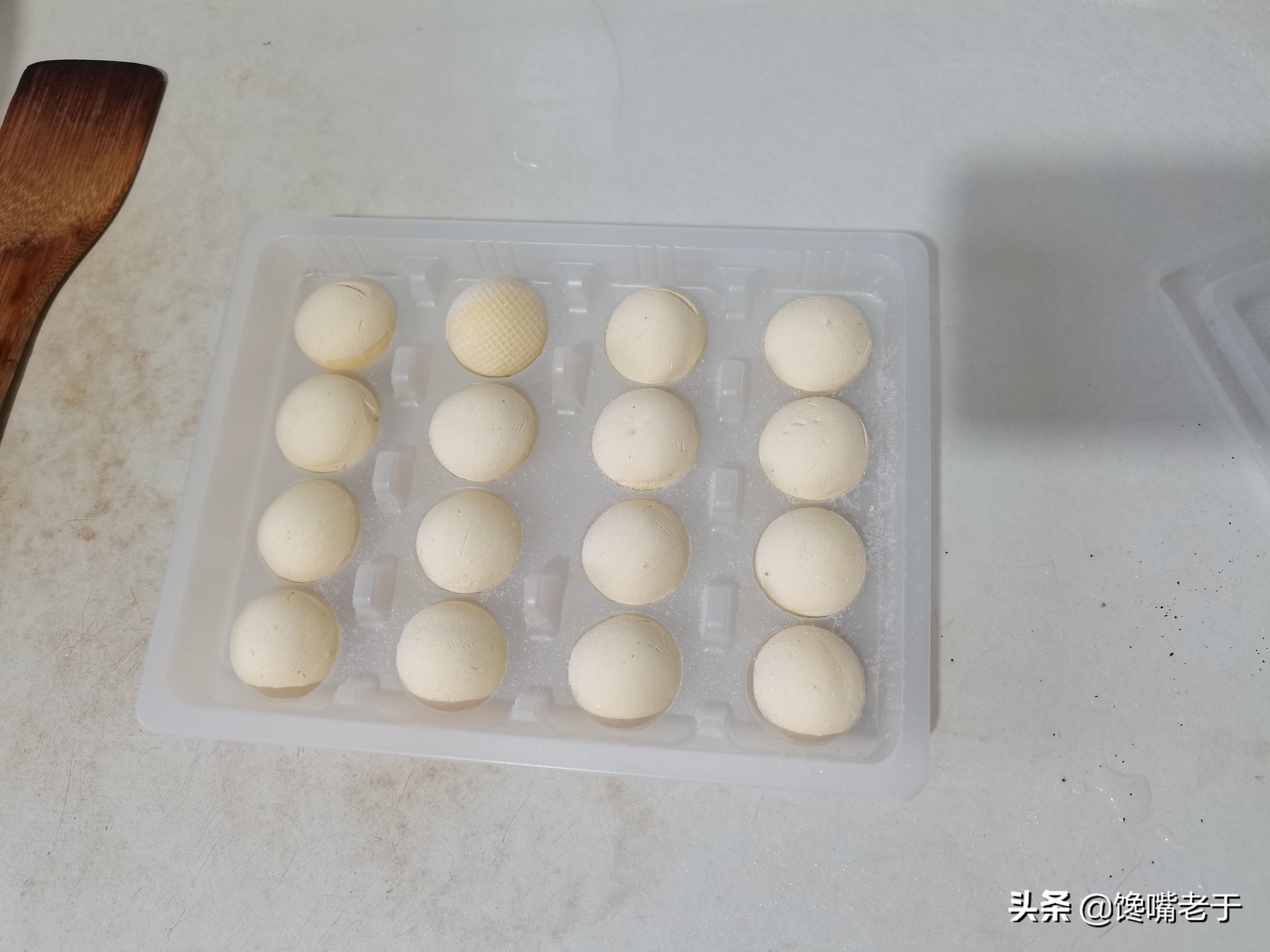 煮汤圆是冷水下锅还是用热水下锅,煮汤圆要放糖吗正确做法