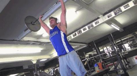 无器材虐肩超级组训练动作,最新虐背肩动作合集