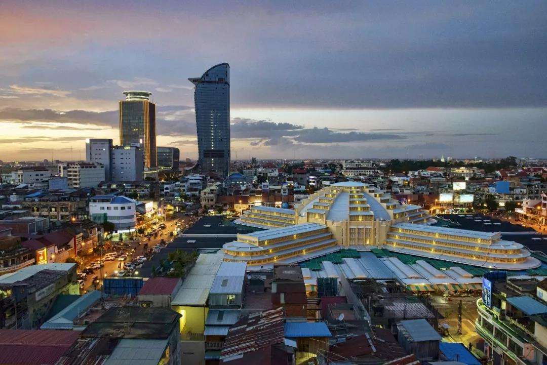 柬埔寨金边旅游景点金边皇宫,2018年柬埔寨金边真实的生活