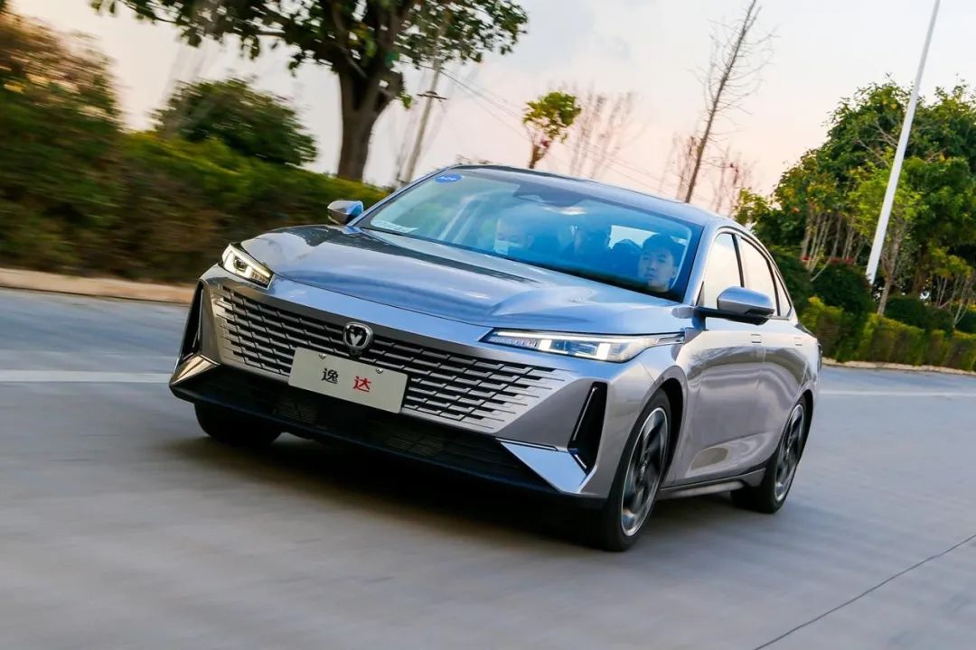 10万级新家轿首选长安逸达,10万级家轿就选长安逸达