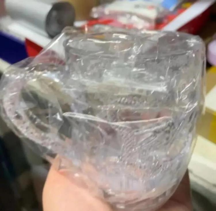 情侣搞笑奇葩礼物送什么,奇葩夫妻生日礼物送什么