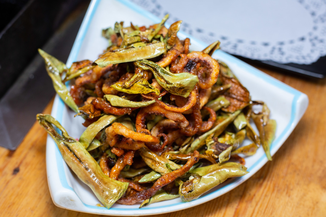 吃烧烤不能没有砂锅豆腐,正宗淄博小炉烧烤