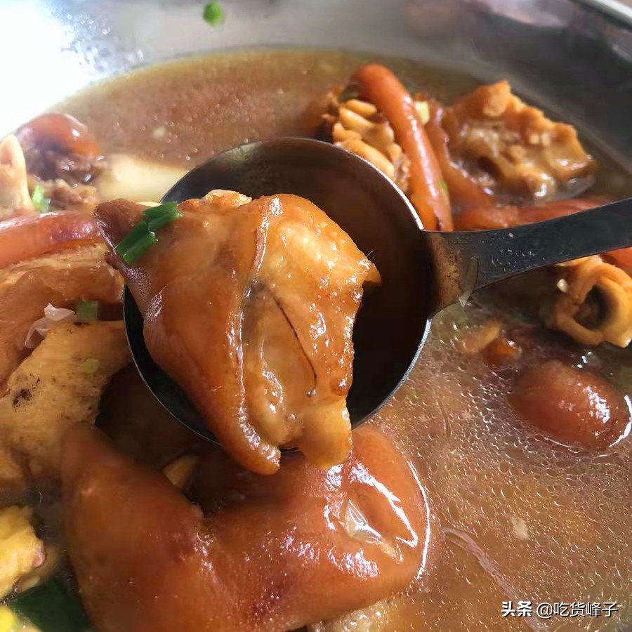 过年猪蹄买几个寓意好,过年买猪蹄买前蹄还是后蹄