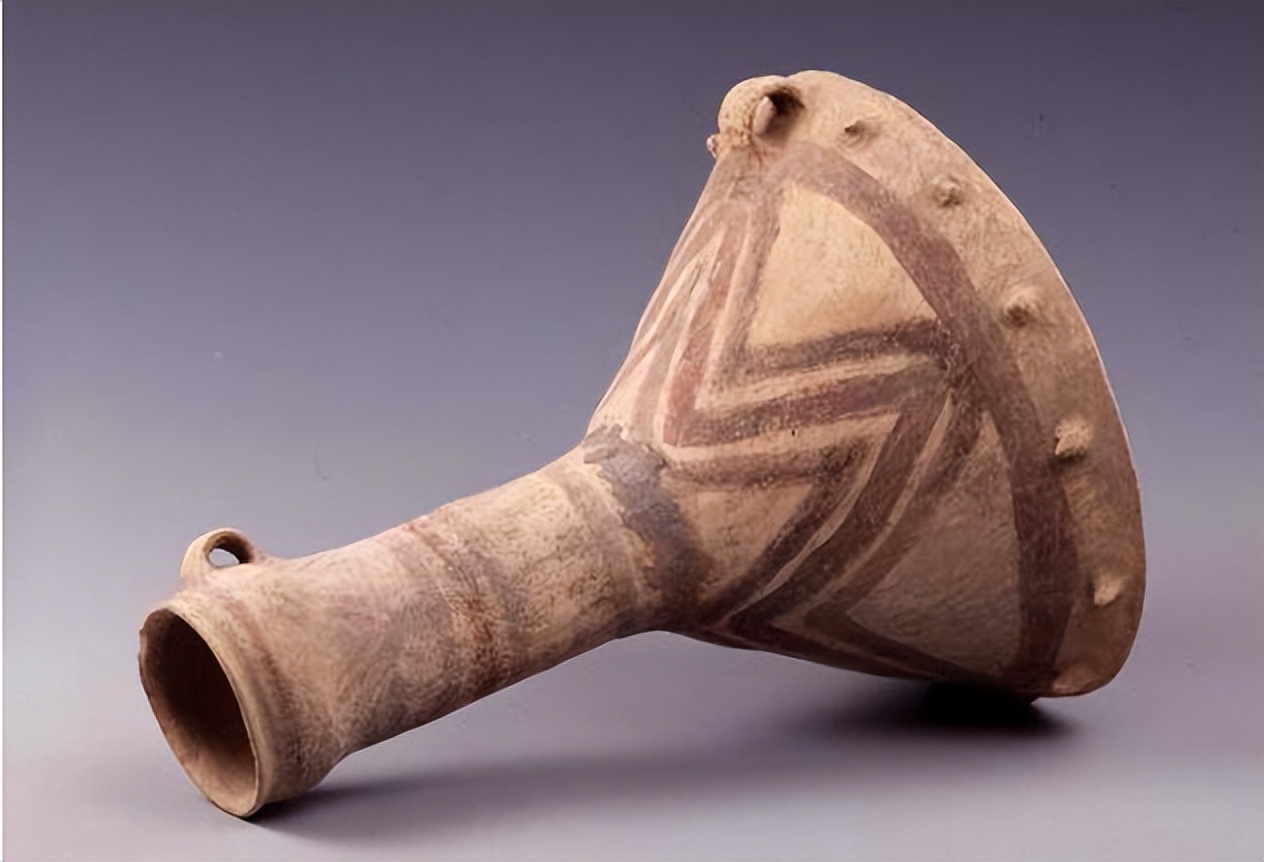 新石器时代陶器的发展演变,原始社会陶器反映的艺术和精神