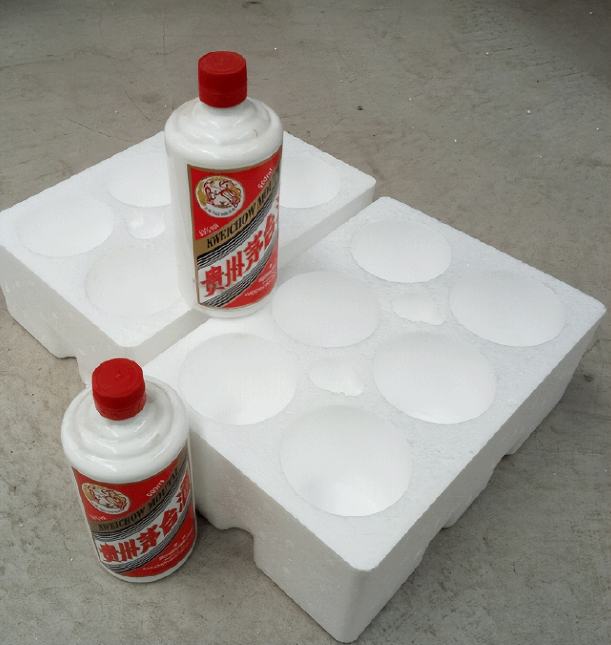 同一款酒为什么淘宝的酒那么便宜,为什么同一款酒网上卖的是520ml