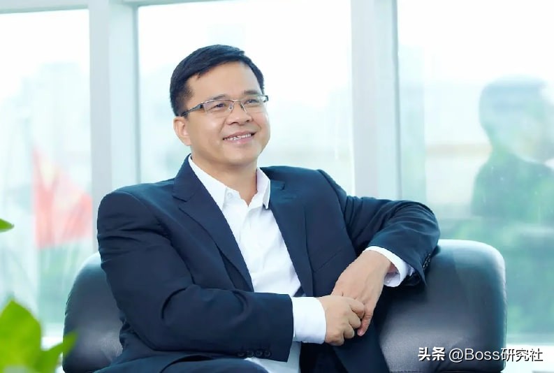 广东肇庆富豪梁耀铭发家史，40岁卖房拯救公司，如今身价90亿