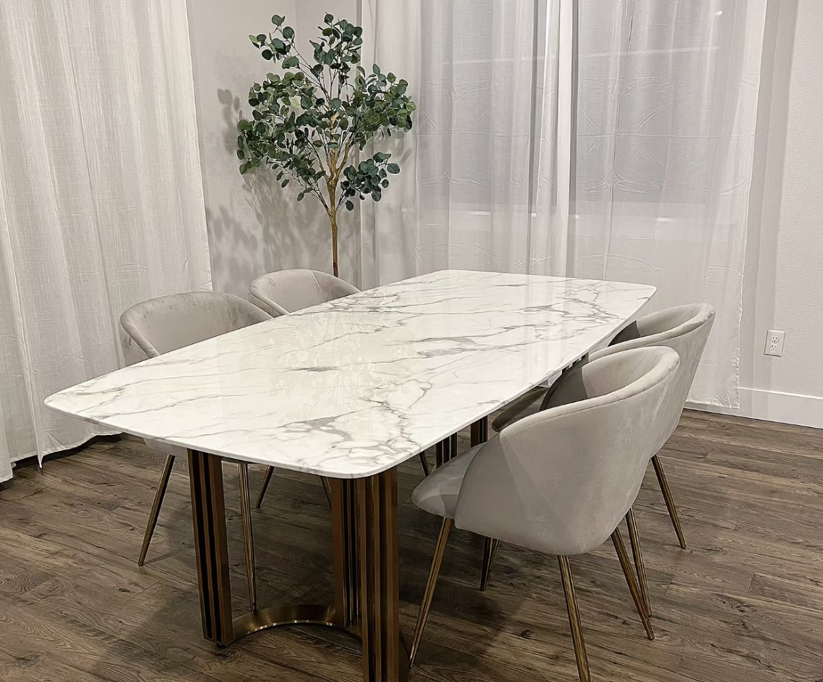 换了1次餐桌，终于清楚了3000元岩板餐桌和5000元大理石桌的区别