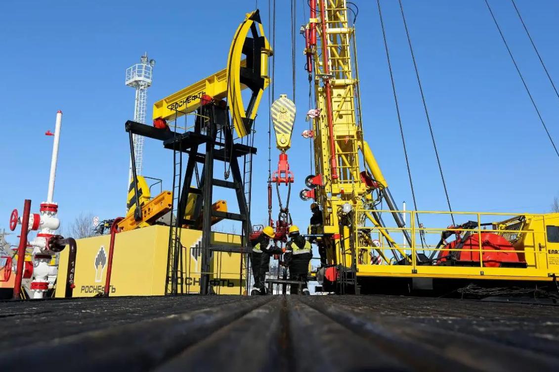 中国石油价格保护机制,国际石油价格跟美元的关系