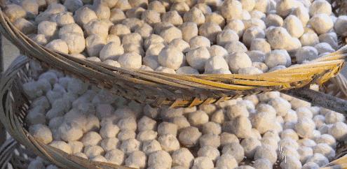 连续21年吊打厦门!这座疯狂“搞钱”的小城,藏着比三亚清净的海