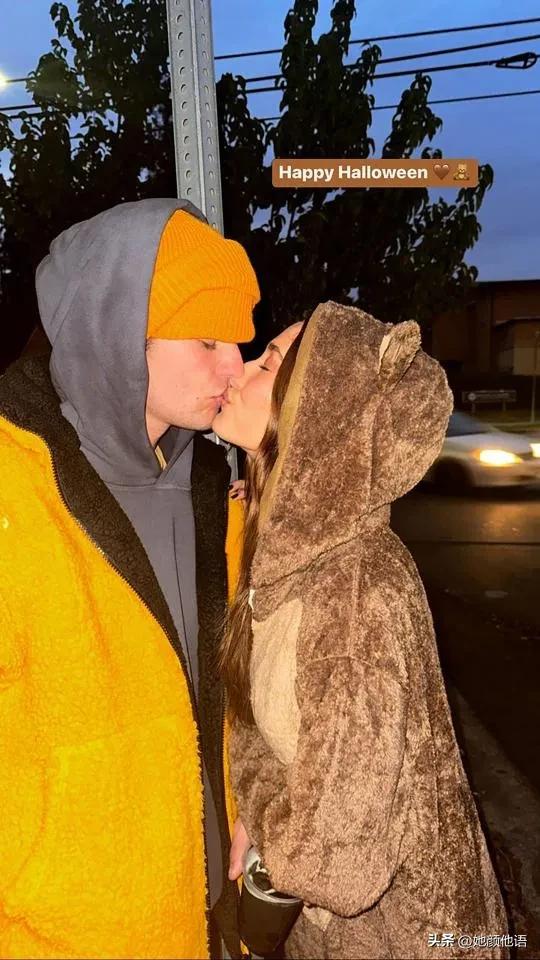 比伯万圣节的可爱装,海莉比伯衣帽间