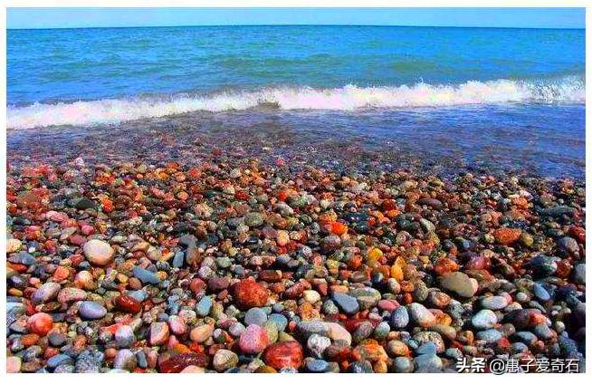 世界上最美的玛瑙,内蒙玛瑙湖出土三亿的玛瑙