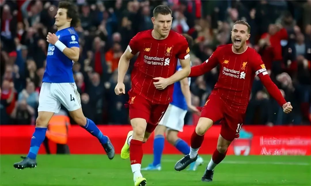 足球运动员养的宠物,各种足球球星的宠物