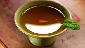 咽喉总有异物感是什么病,咽喉有异物感有痰吃什么药